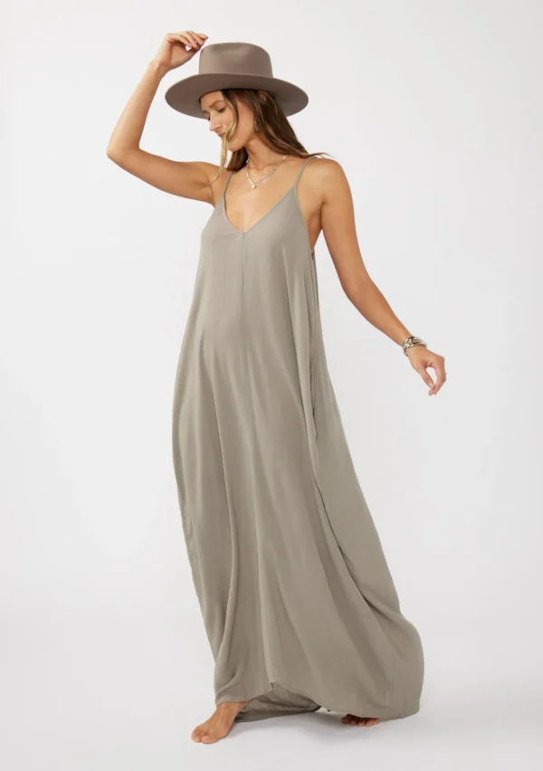 Sleeveless Flowing Island Maxi Dress